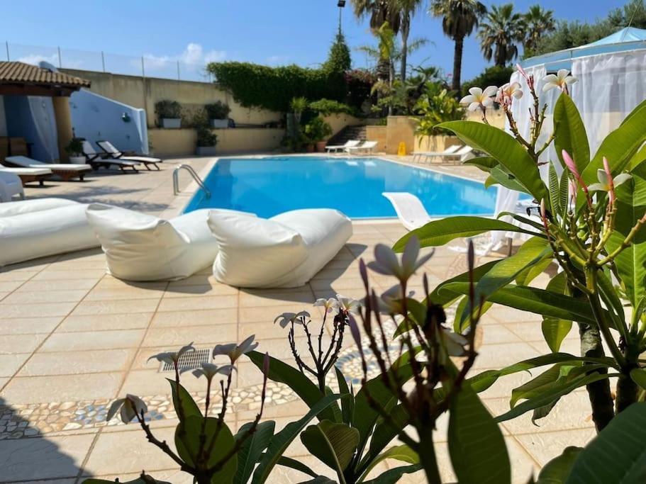 Il Filo Di Perle Luxury Villas Marsala Exterior photo